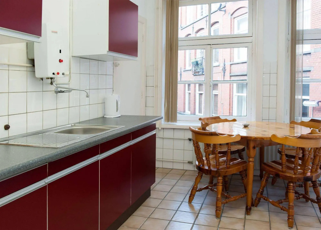 Old City Centre apartments - Central Station area