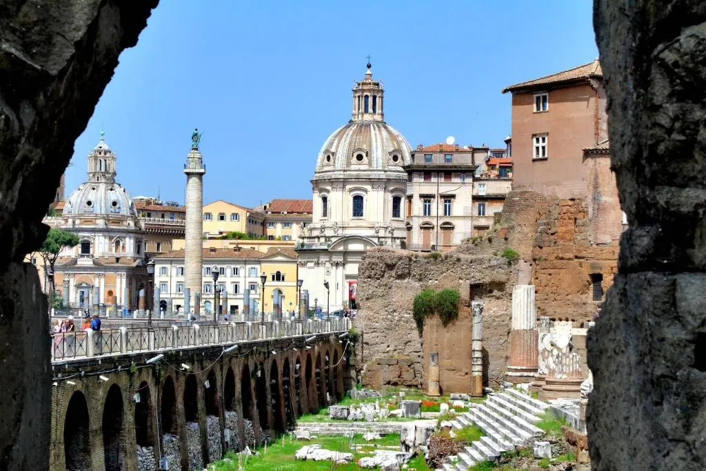Cozy Apartment Fabia 300 mt from Colosseum