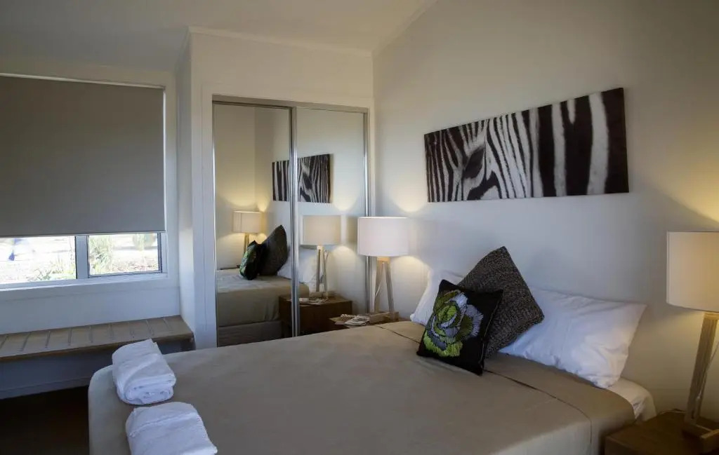 Savannah Cabins, Taronga Western Plains Zoo