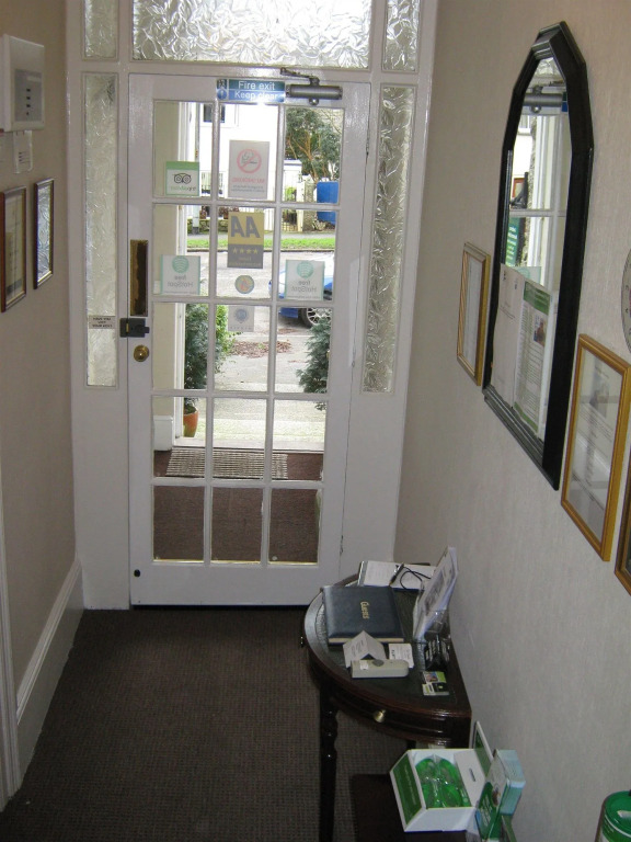 Dunedin Guest House