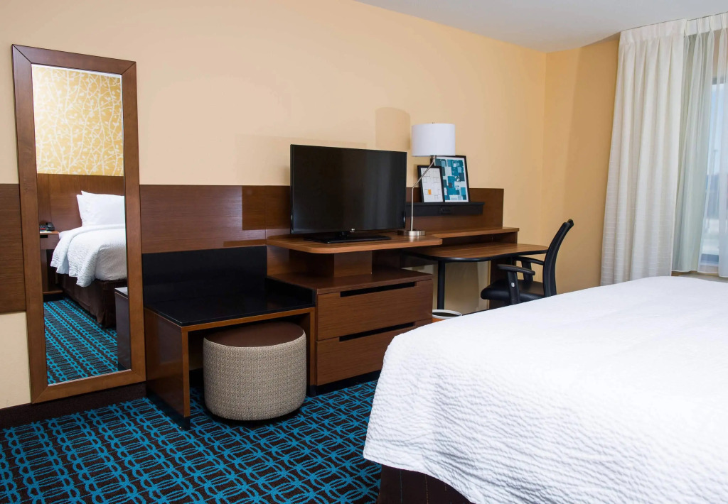 Fairfield Inn & Suites by Marriott Lincoln Southeast