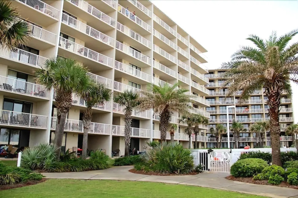 Seaside Beach and Racquet 3801 by RedAwning