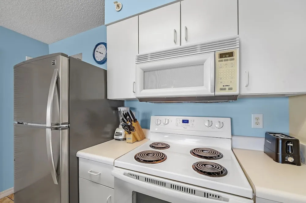 Royal Palms 603