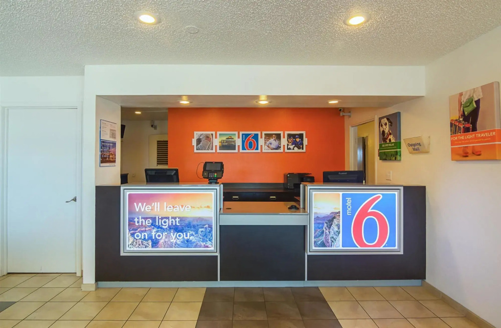 Motel 6-Lawton, OK