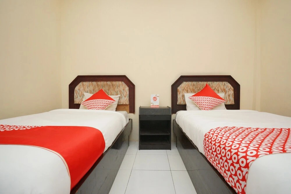 Female Guest House by OYO Rooms