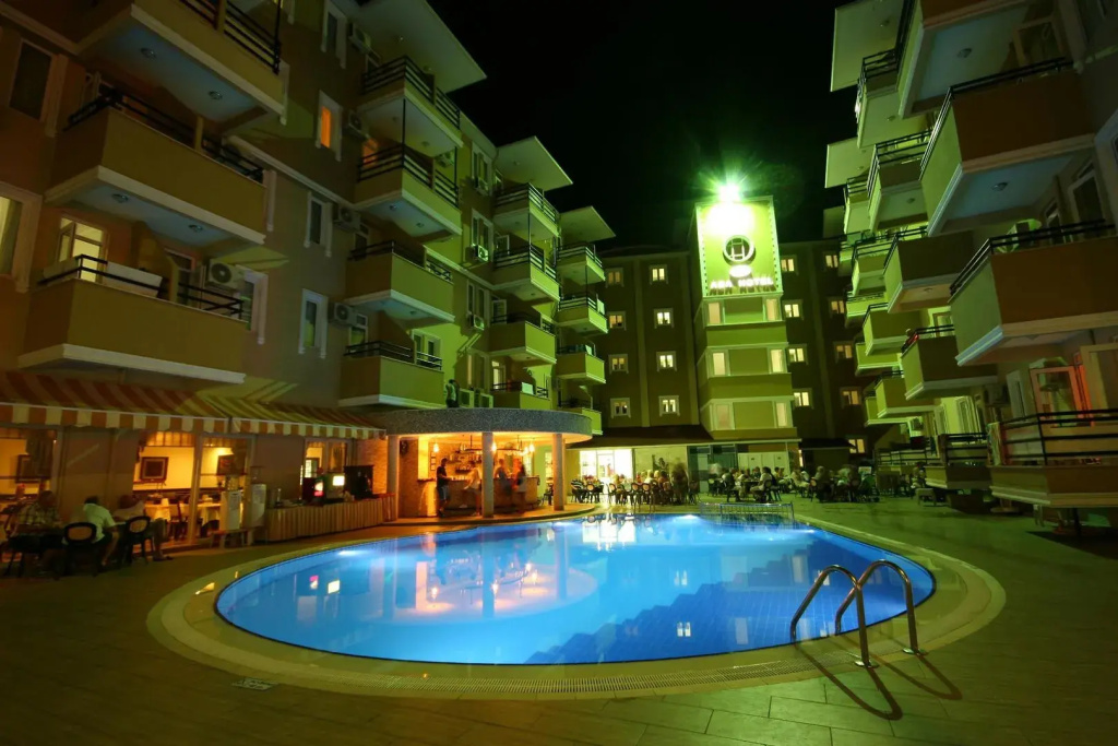 Kleopatra Ada Beach Hotel