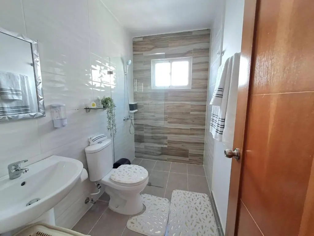 Getaway To Cozy Home 4 Br, 35 B