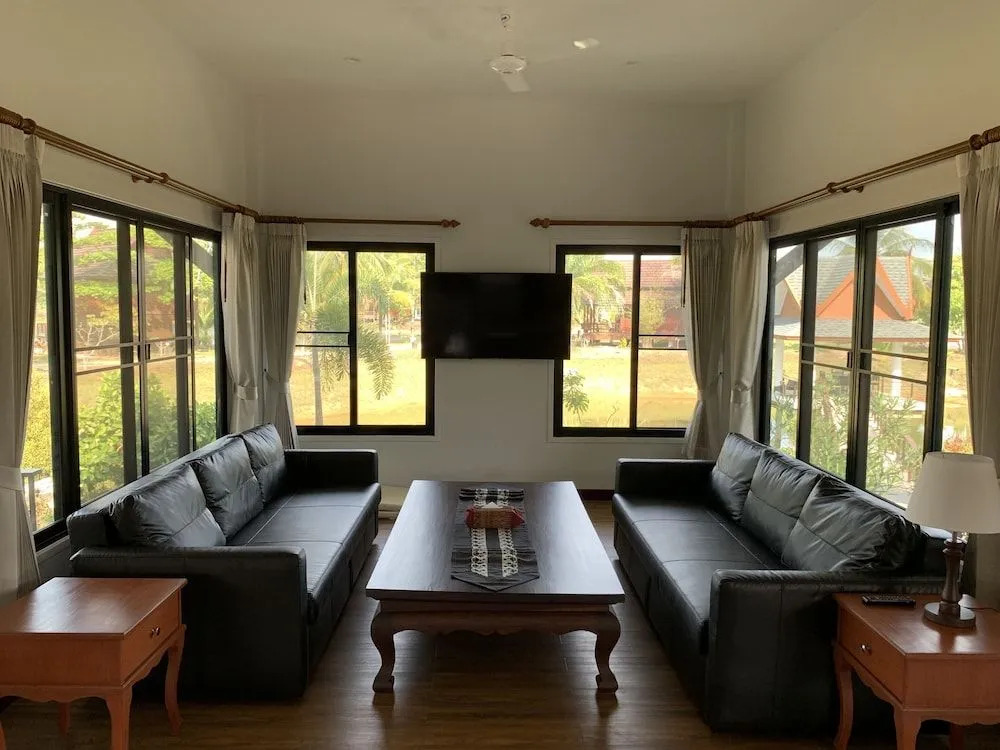 Villa Warin Khao Lak