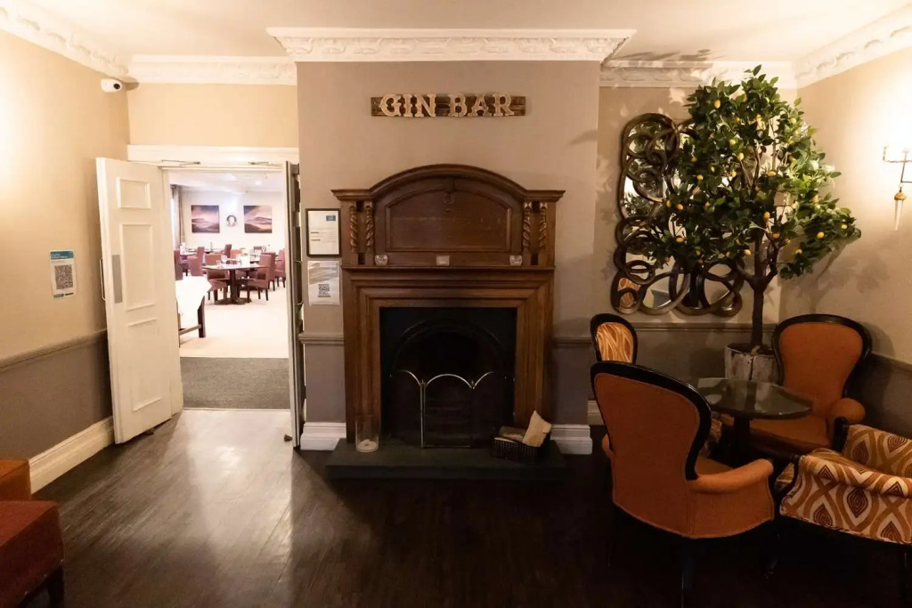 Crabwall Manor Hotel & Spa