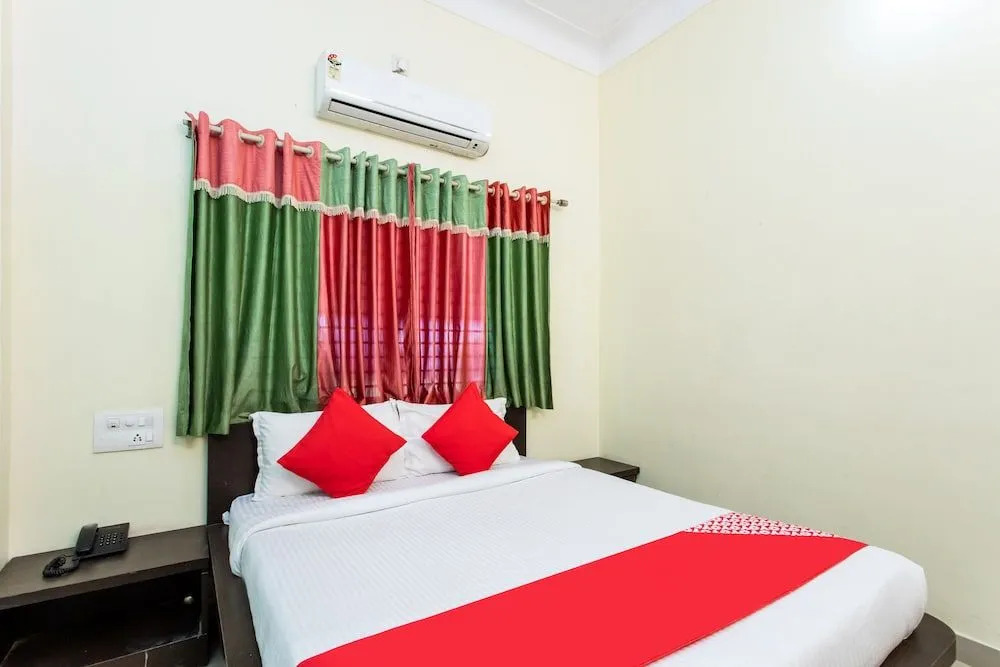 OYO 23361 Hotel Kanakshree