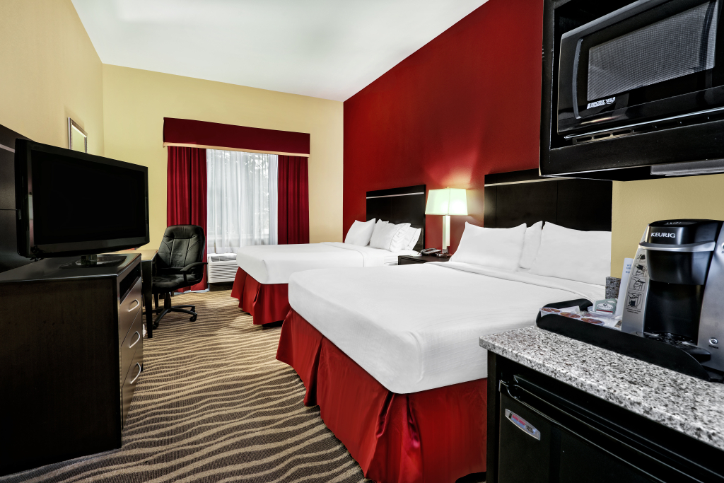 Holiday Inn Express & Suites Cotulla by IHG