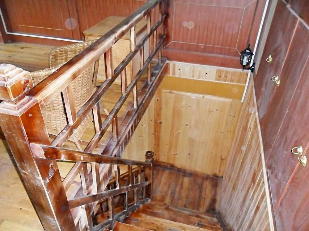 Bai Hai Luo Inn
