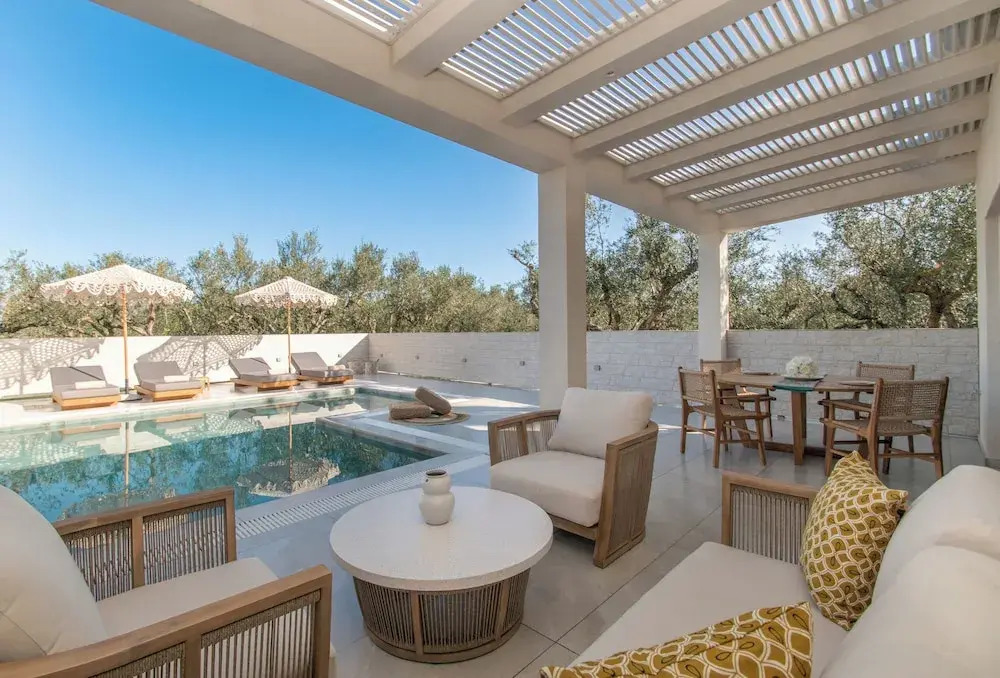 Camelia Luxury Suites - Private Pool & Jaccuzi