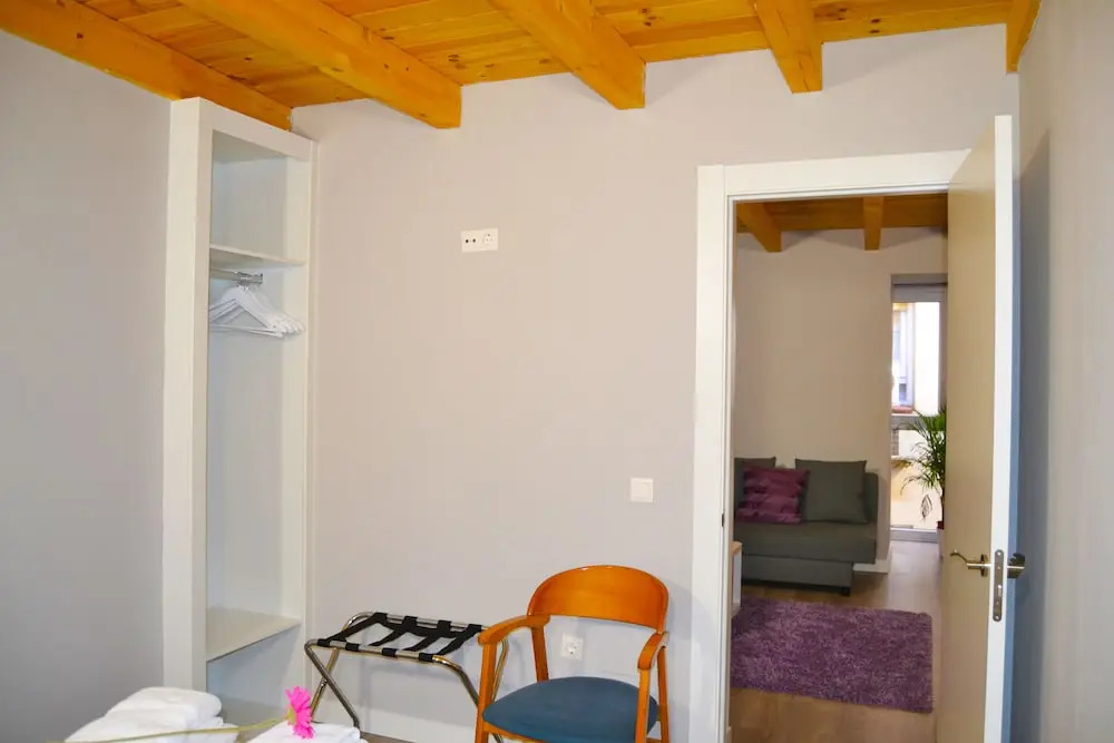 Apartamentos GO - Leopoldo Cano Center