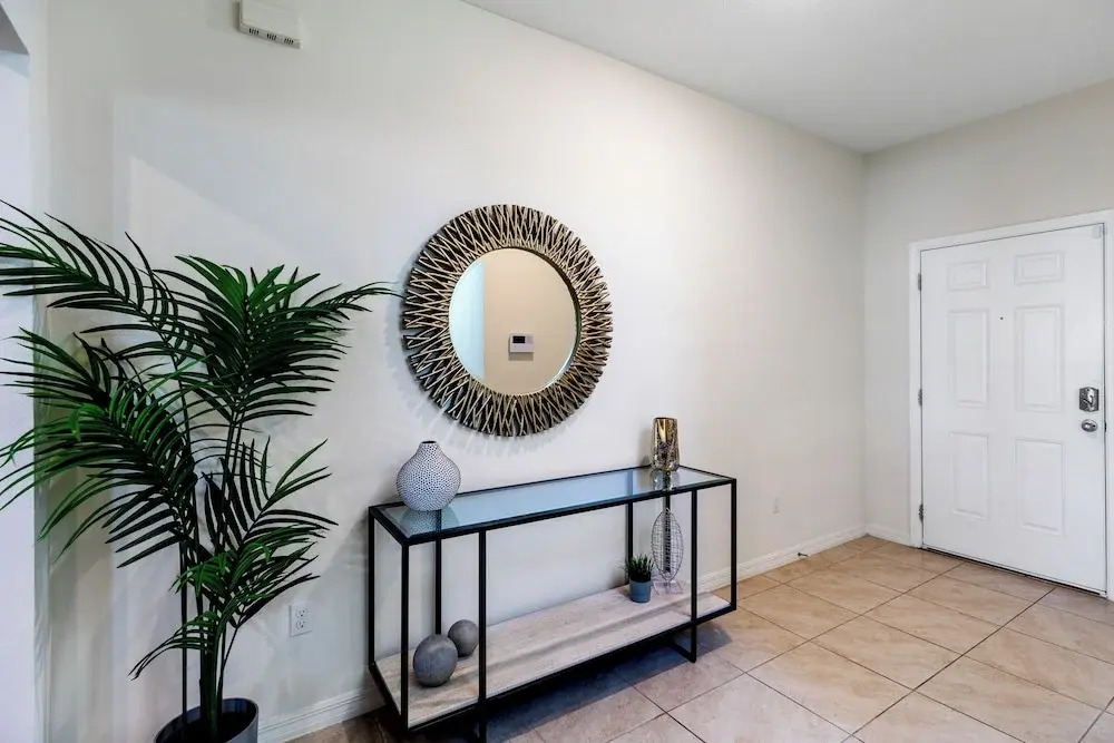 Solterra- LakeView - Private Pool & Spa