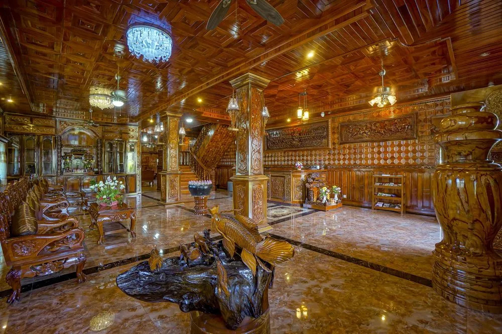 Oriental Palace Resort
