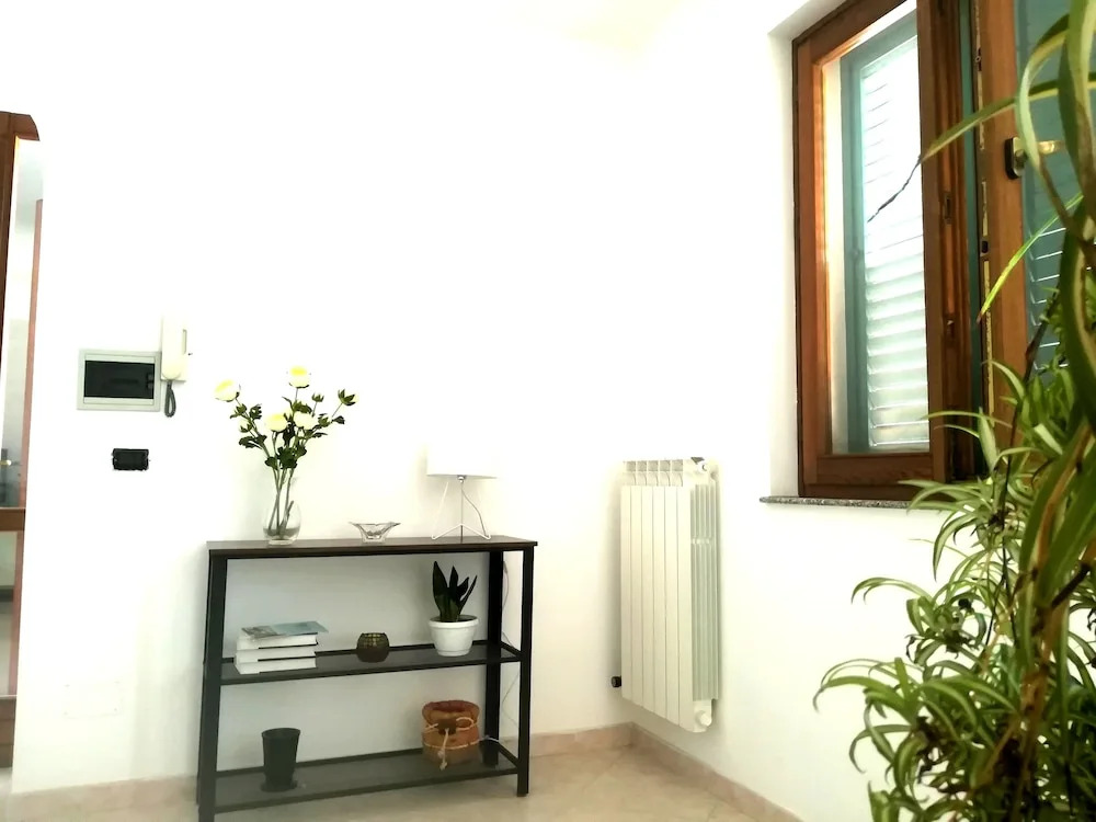 Bright apartment a few km from the sea