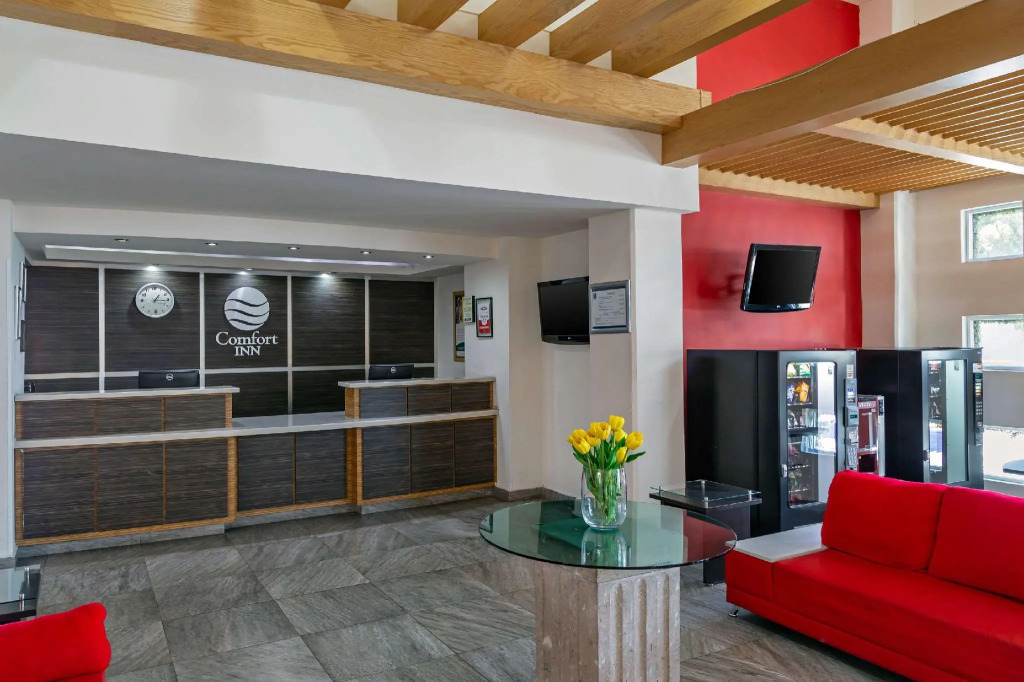 BeWow Hotel Querétaro