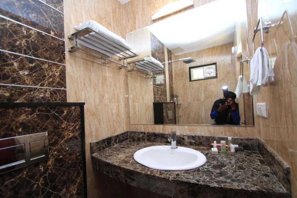 Hotel Noor Empire International Kormangala