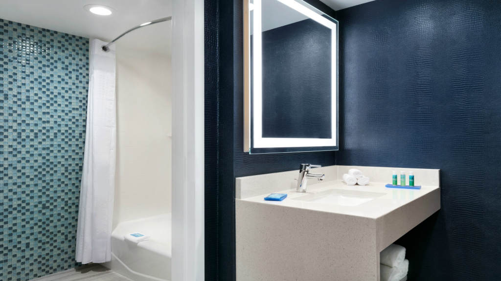 Holiday Inn Express - Williamsburg Busch Gardens Area by IHG