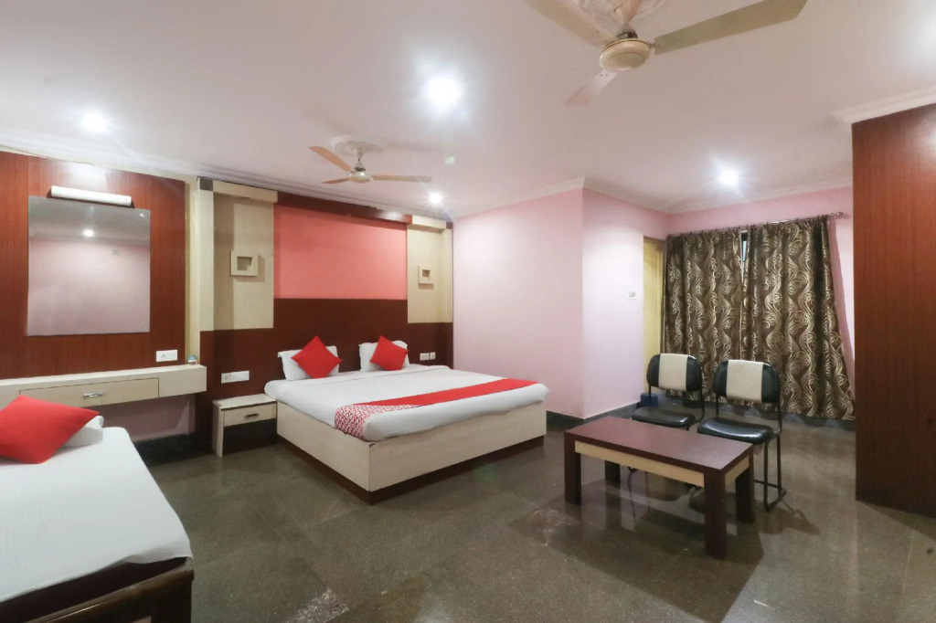 OYO 49639 Nirmala Residency