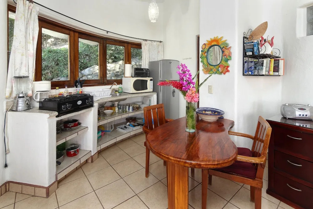 Caracol Estates