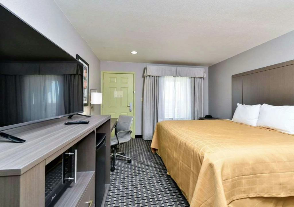 Quality Inn Suites Cotulla