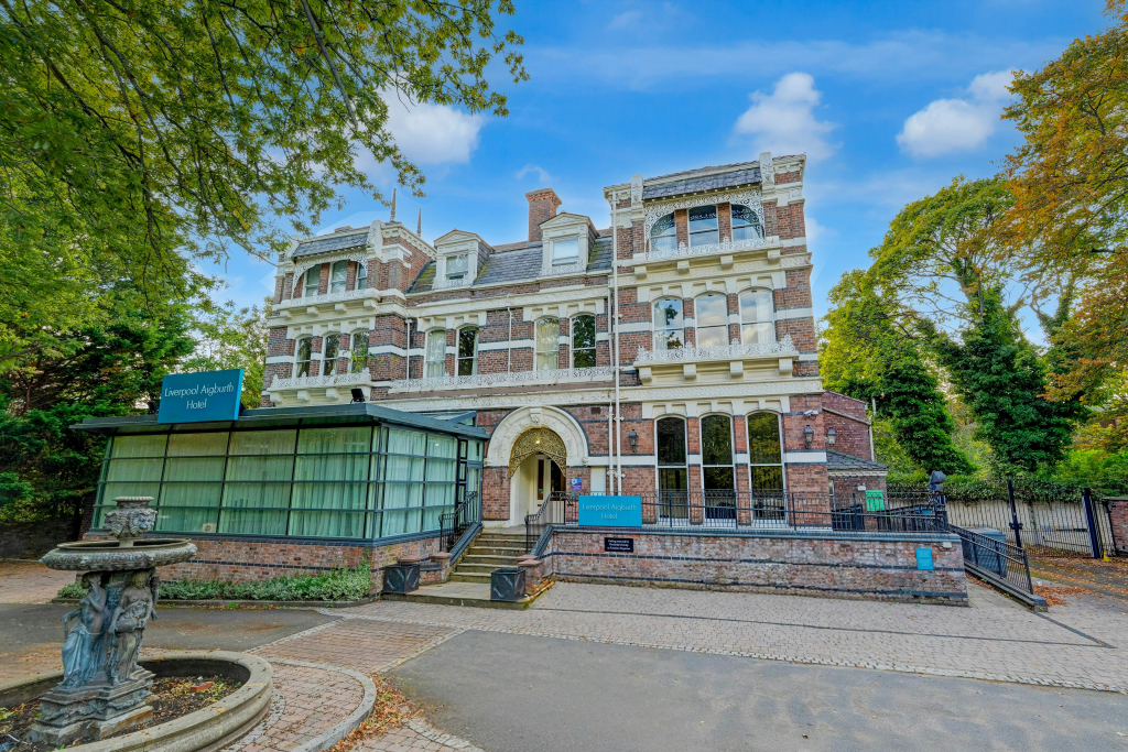 Liverpool Aigburth Hotel By Belvilla