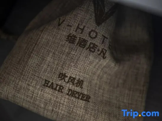 Vifan Hotel (Beijing Air Force General Hospital Cuiwei Road)