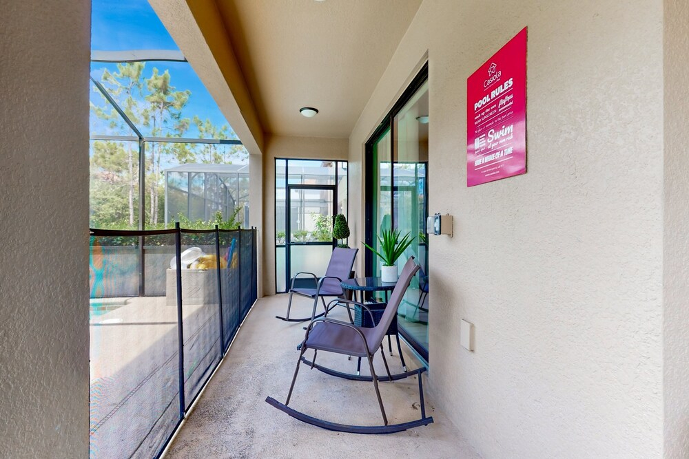 Spacious Getaway With 2 Themed Game Rooms, Private Pool, & Pool spa