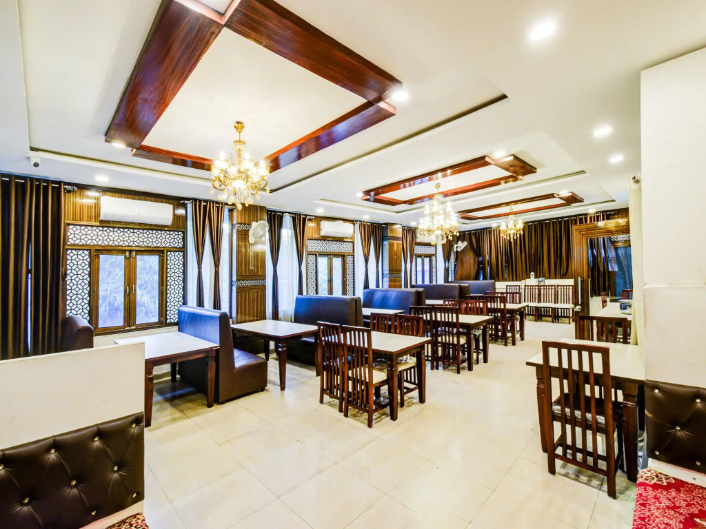 Townhouse Red Hills Lakdikapul Formerly Sitara Grand