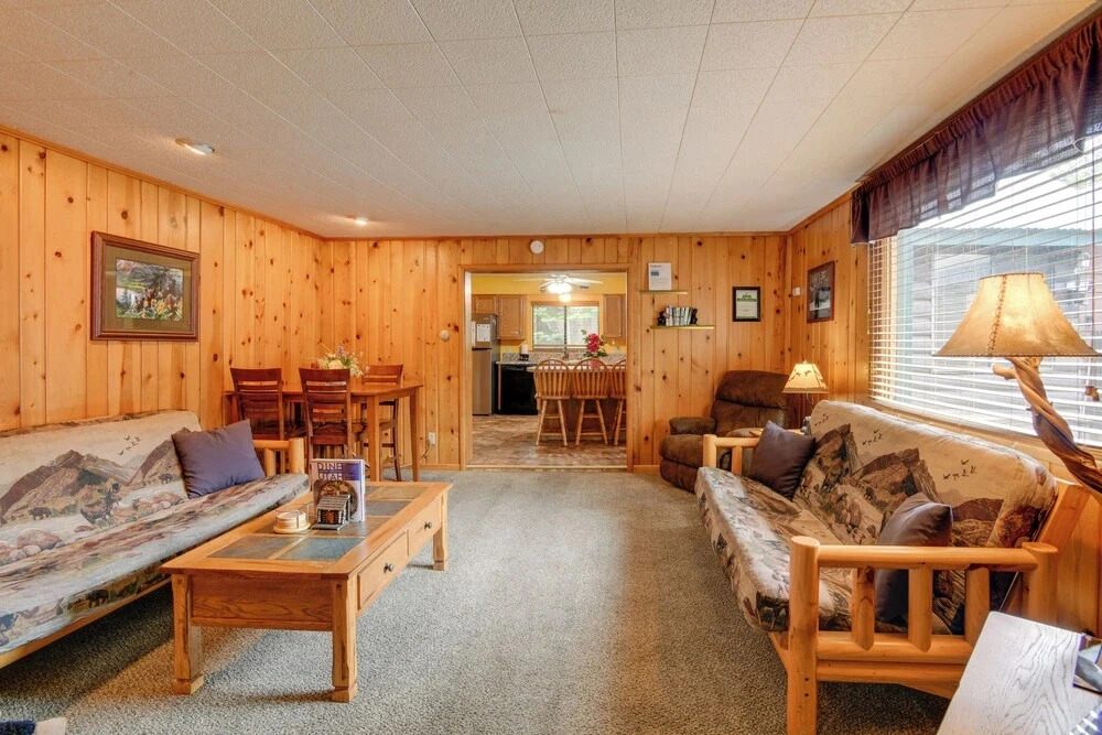 Cabin Less Than 1 Mi to Yellowstone Natl Park