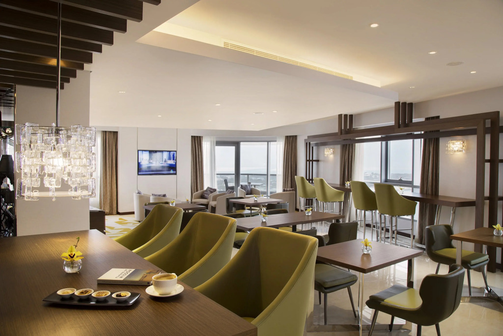Pearl Rotana Capital Centre