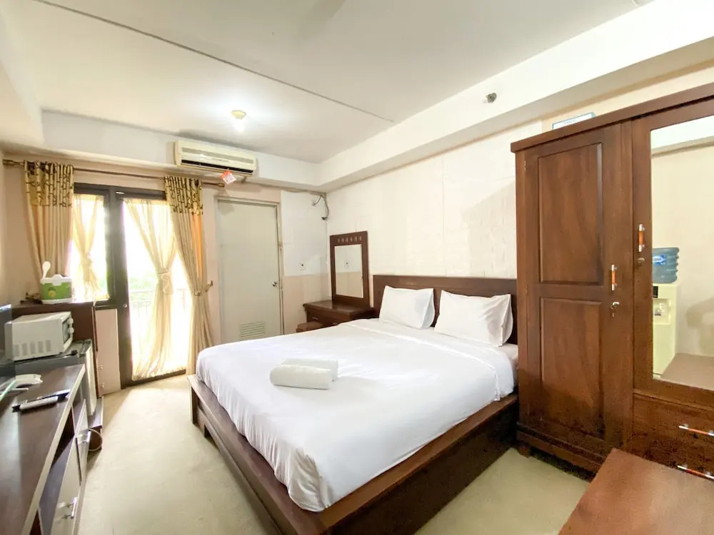 Cozy Studio (No Kitchen) At 1St Floor Metropark Condominium Jabebeka Apartment