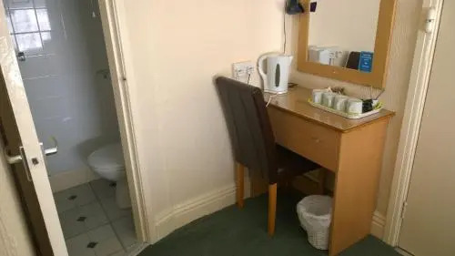 Hartshead Hotel