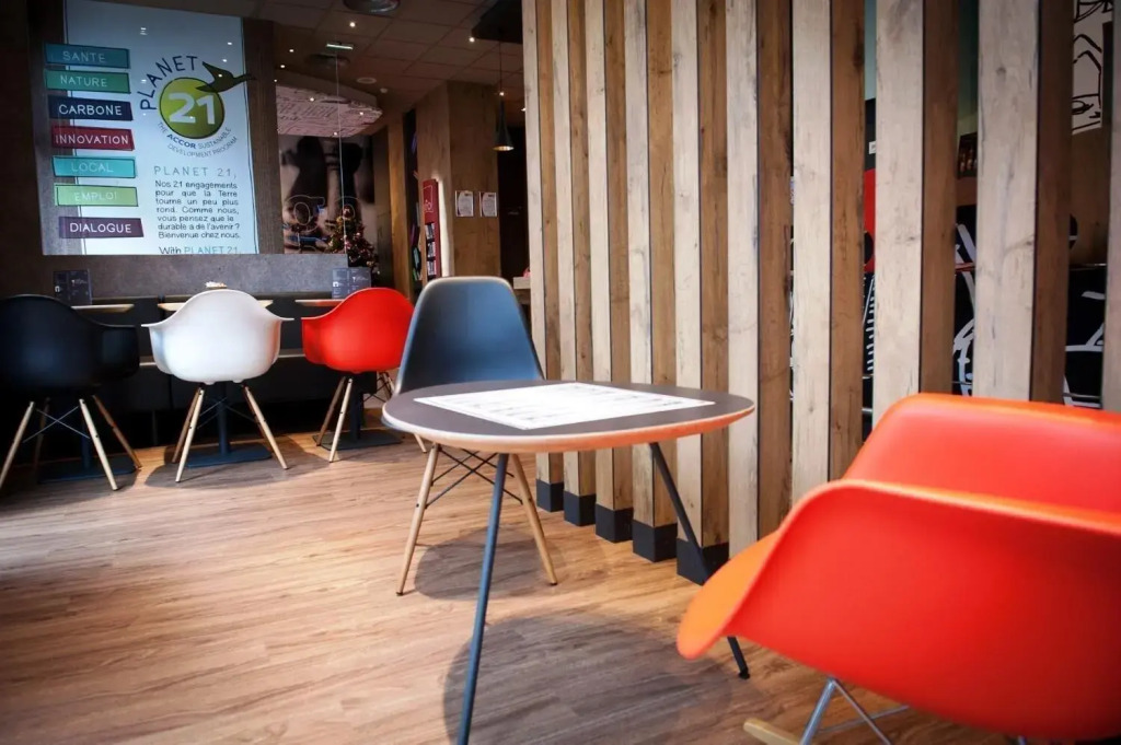 Ibis Agen Centre - Rénové en 2026