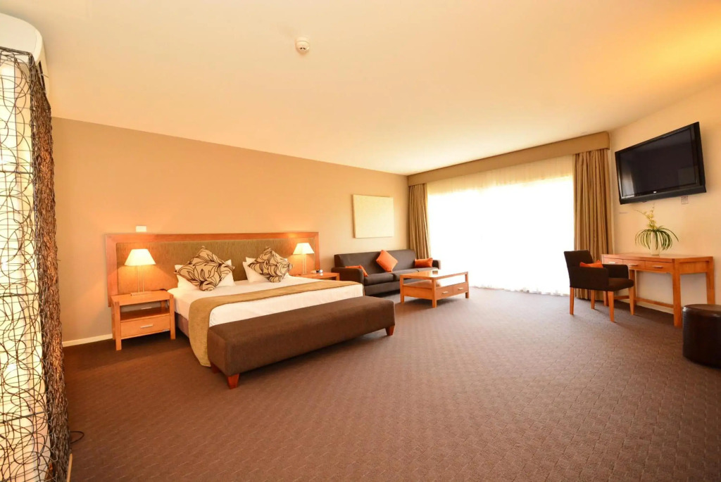 Mornington Hotel