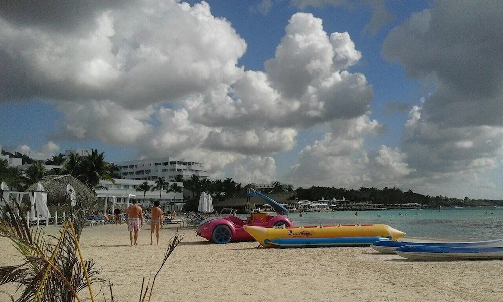 Room in Guest Room - Apartment Monocal in Boca Chica