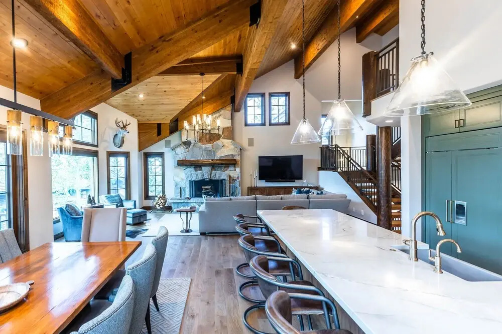 Incredible Private Home With Easy Access To All Park City Has To Offer! 6 Bedroom Home by Redawning