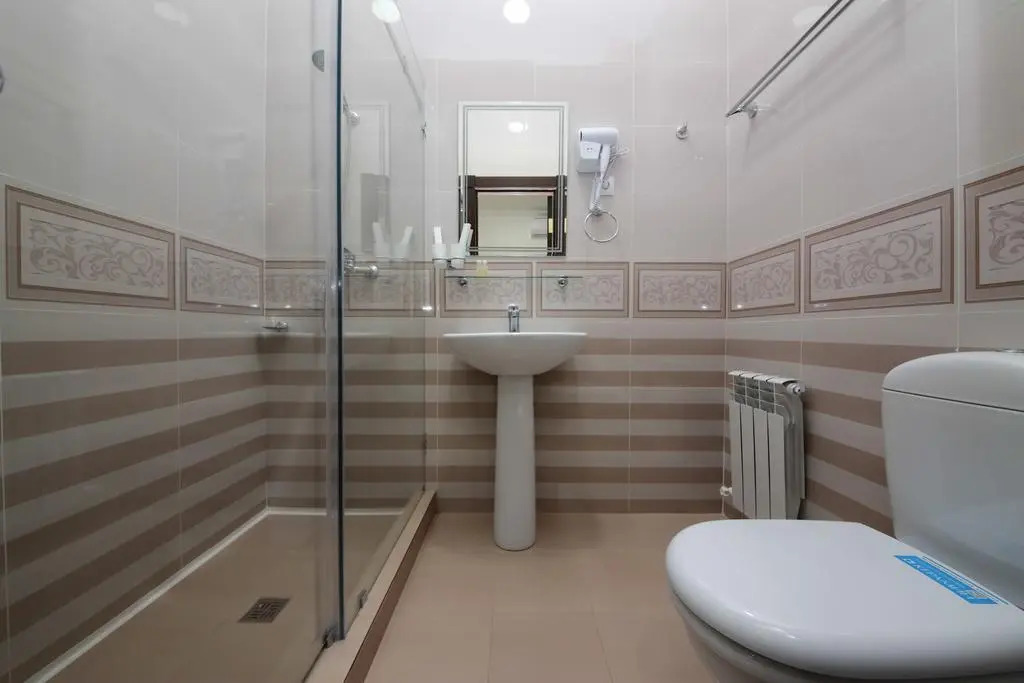 HOTEL GLOBUS