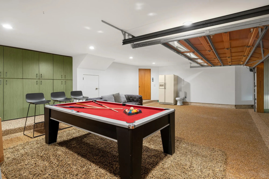 Via Vallarta - An Architecturally Significant California Modern Home