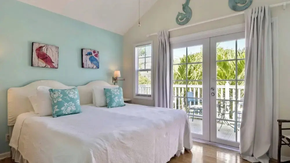 Beach House Condo by AvantStay