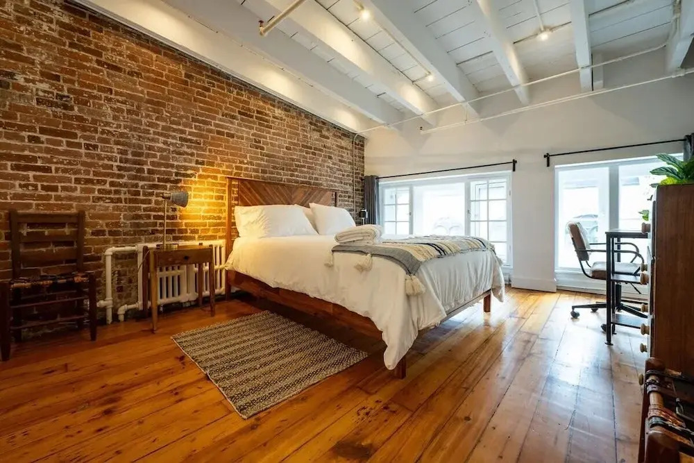 Stunning Old Montreal Penthouse