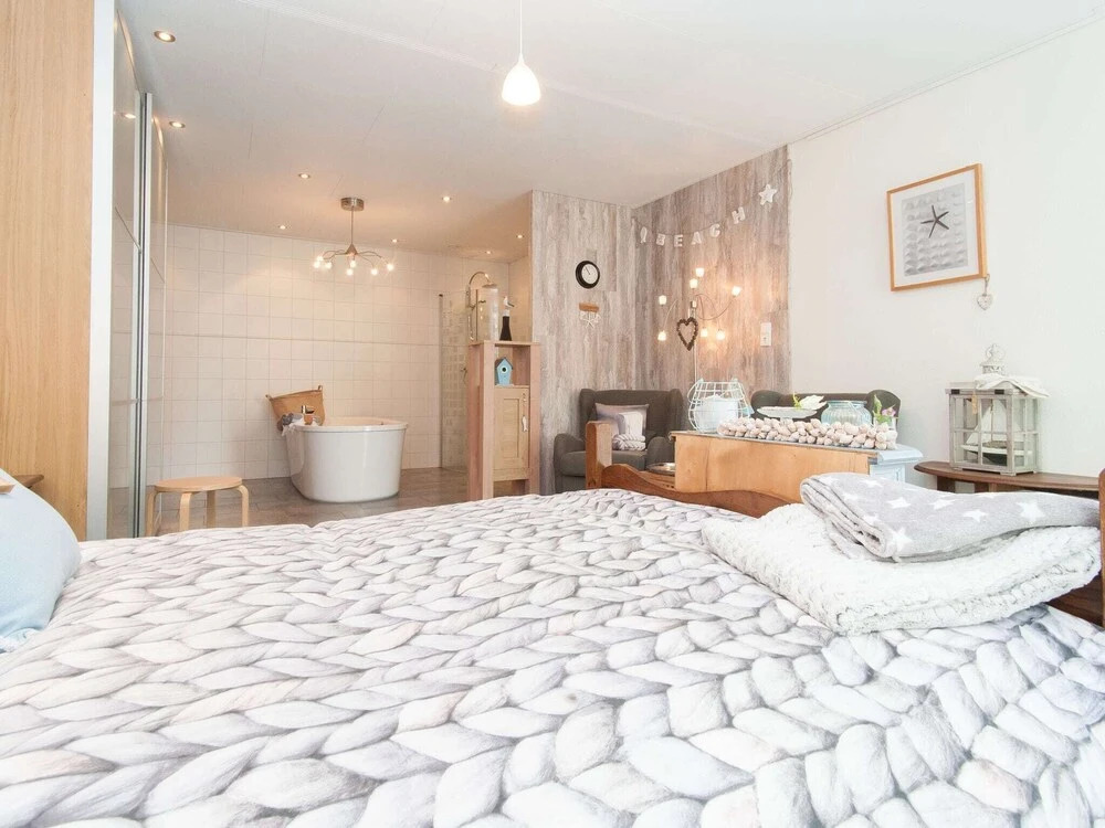 Quaint Apartment in Egmond aan den Hoef near Sea