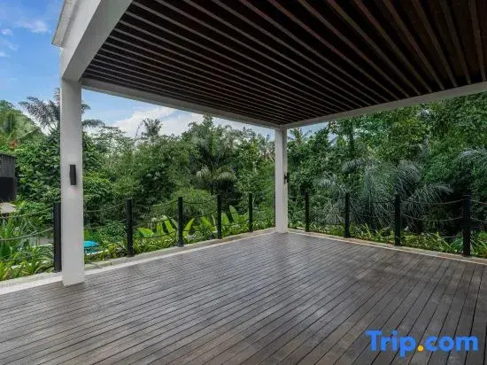 Villa Gayatri Sindu by BaliSuperHost