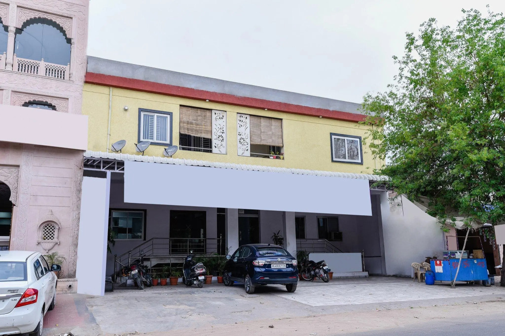 OYO Flagship 30930 Hotel Jaipur Inn