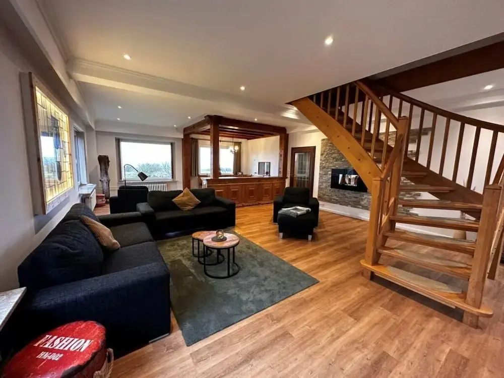 Habel Modern Retreat