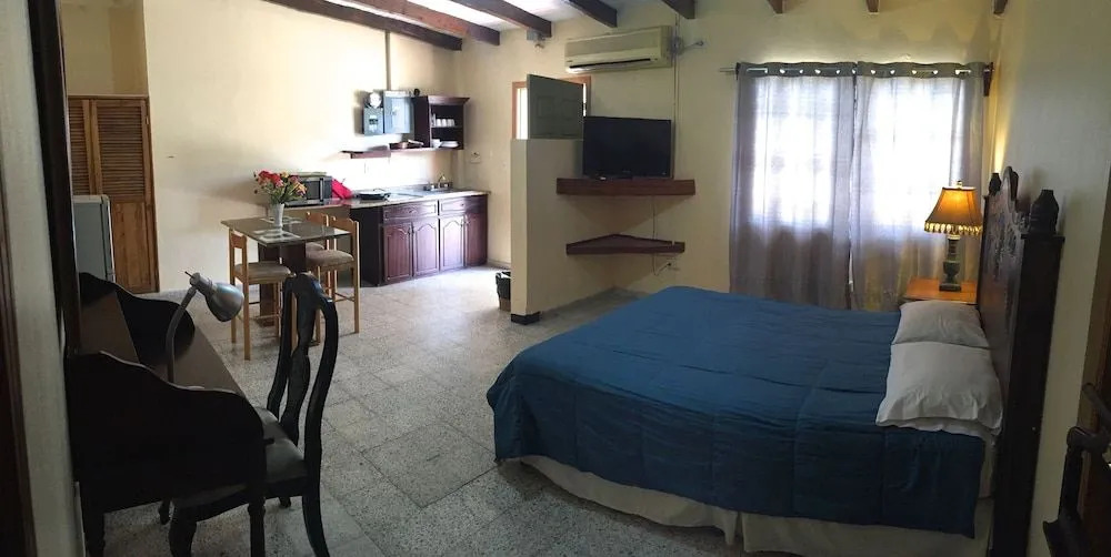 Econo Guest House