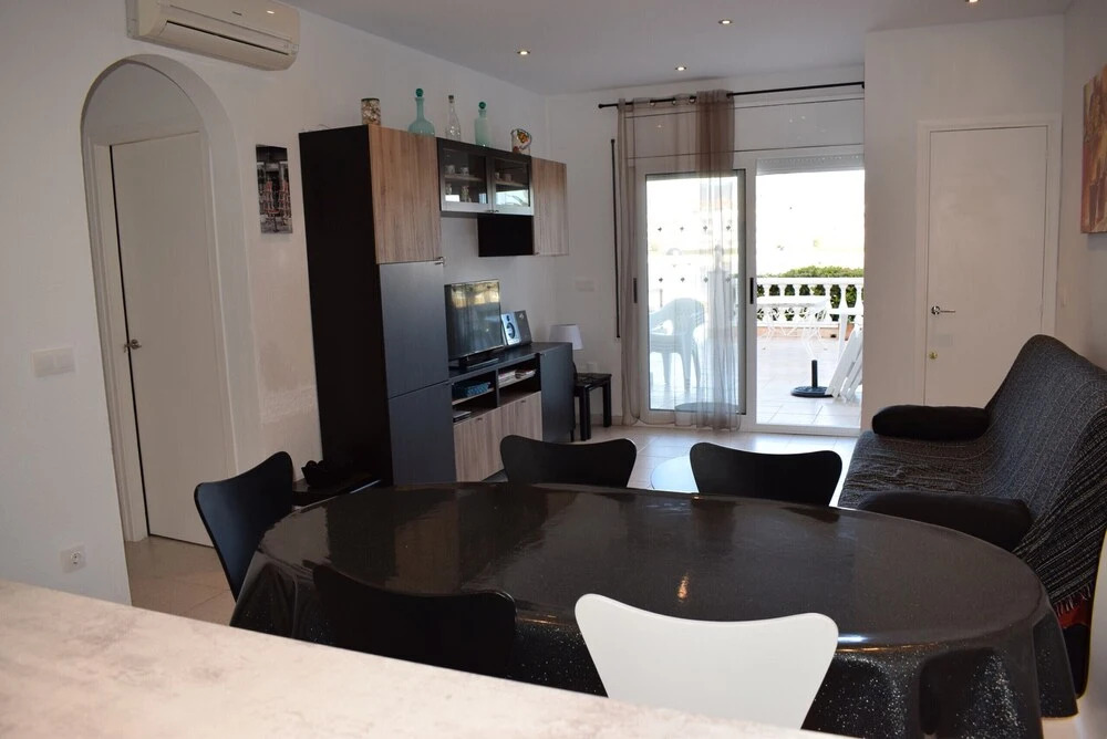 248-apartamento, amarre opcional, piscina