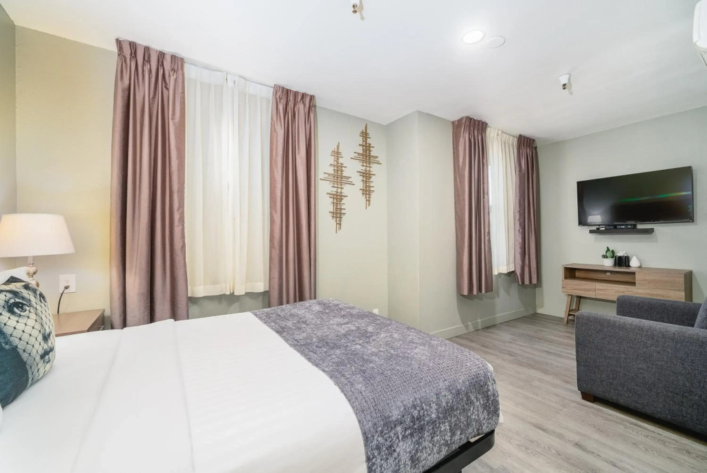Urban Boutique Hotel- Little Italy, Downtown San Diego